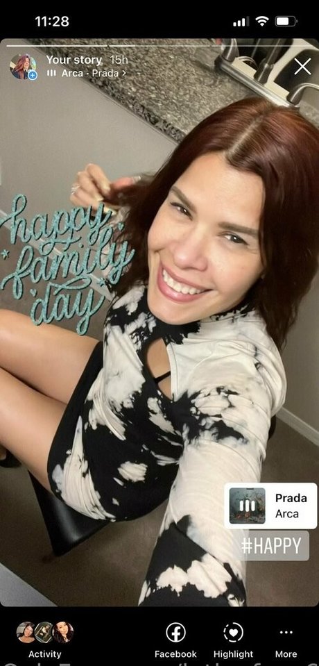 latinafoxy69 sex model pics