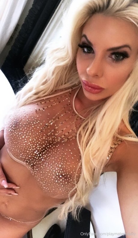 playmatepressly model nudes images