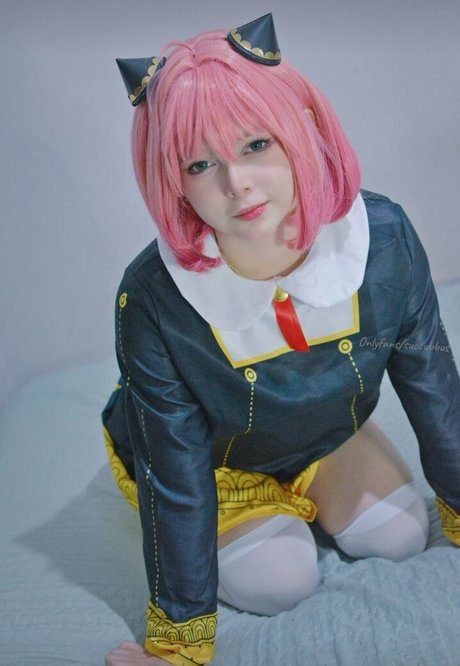 Sarah Carvalhota model top img