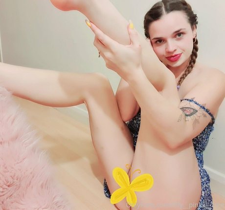 lillypiee sexy pornstar photo