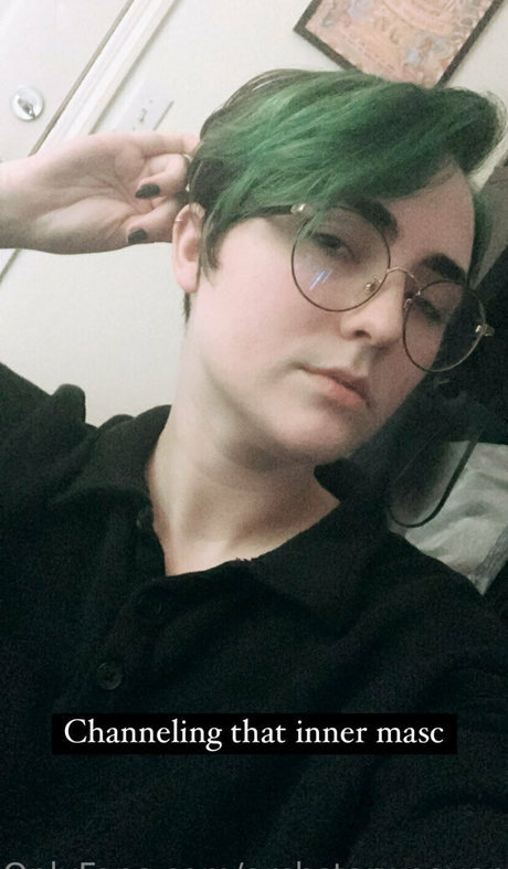 archstarweaver hot star picture