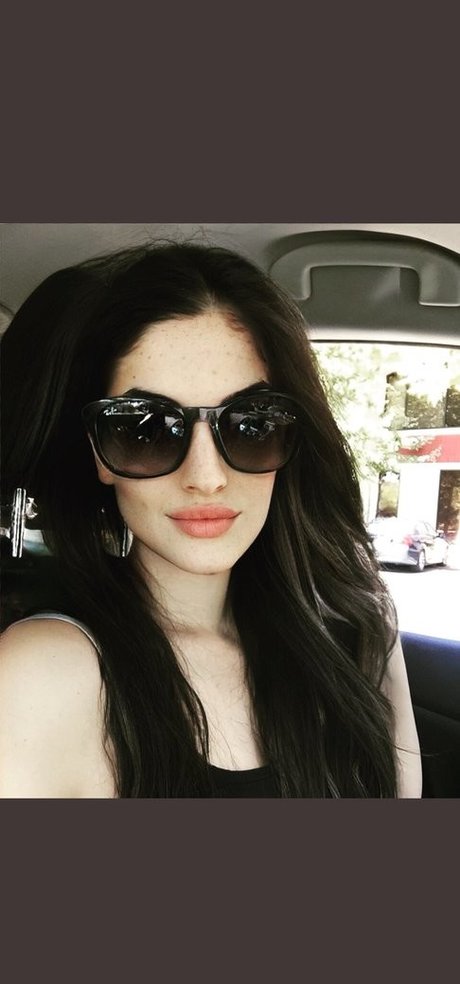 Divajilly pornstar nude gallery