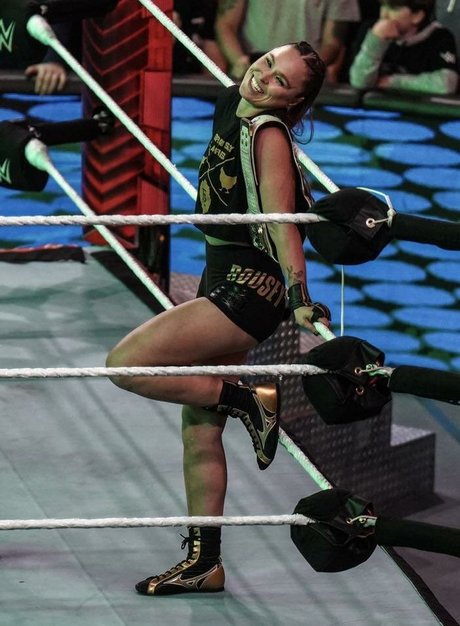 Ronda Rousey model adult galleries