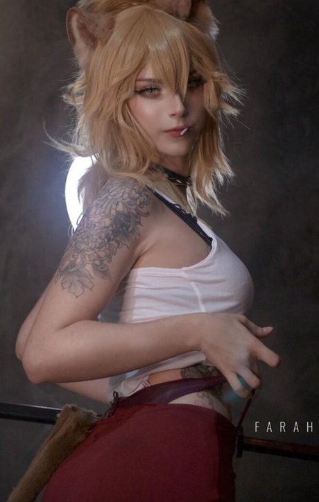 Farah Cosplay sexy pornstar photo