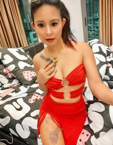 terriallyours pretty model photos