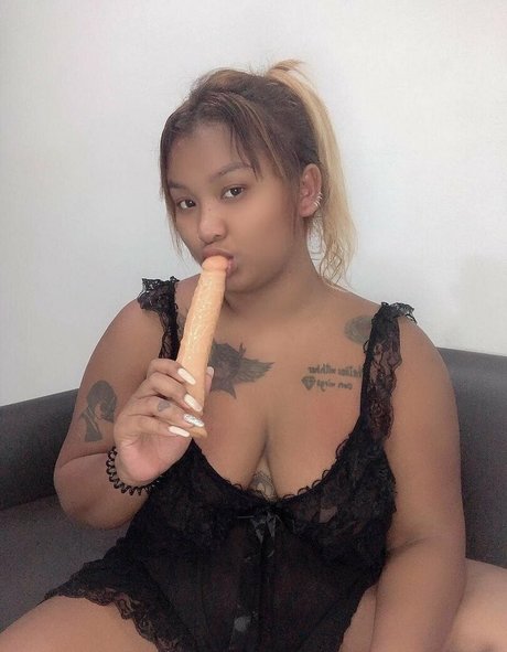 oporthaigirl pornstar nude images