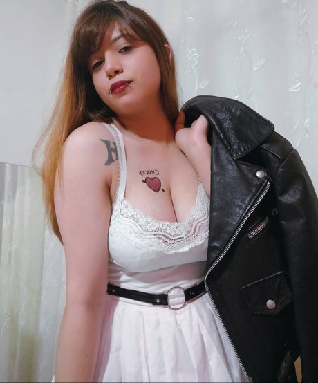 Lais Lisboa adult model pics