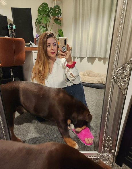 loriipops model perfect images