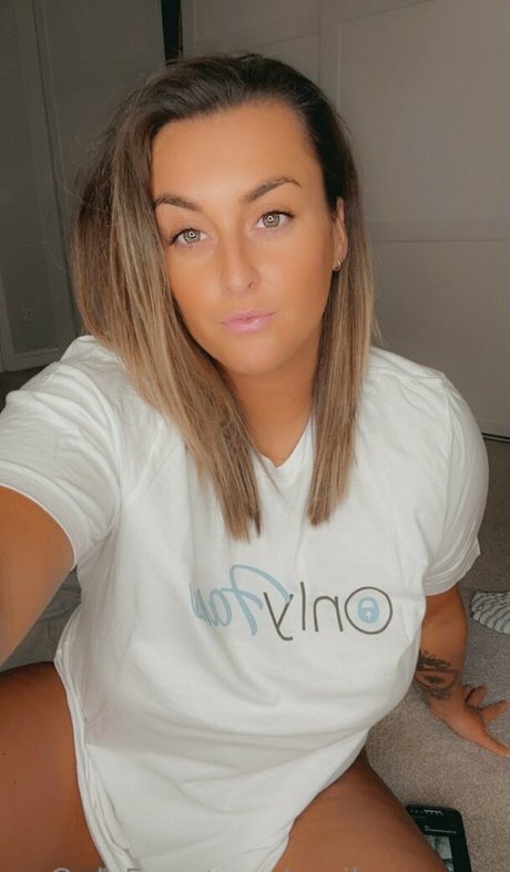 emilyy rosee exclusive model gallery