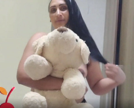 Desejo Cereja model perfect photo