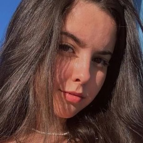 Thais Silva erotic actress picture