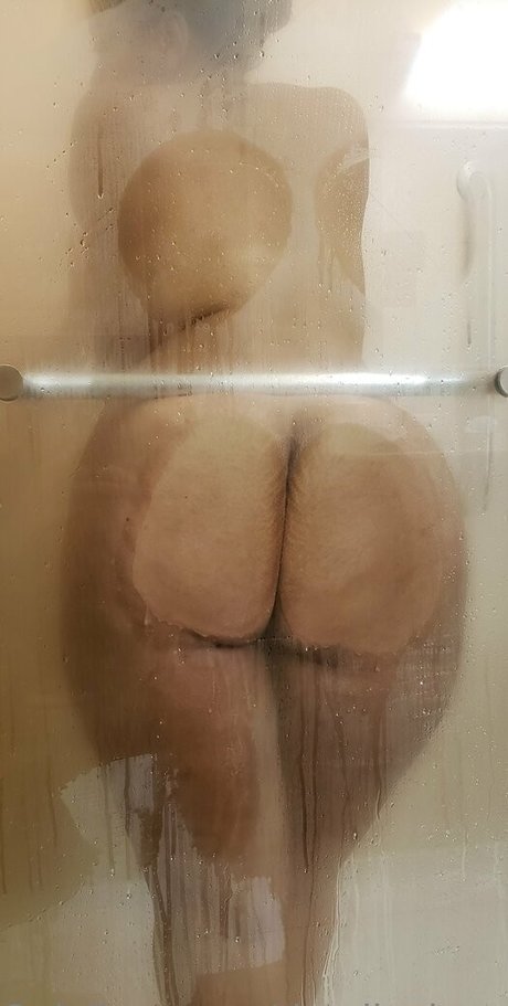 theolivebunny model adult img