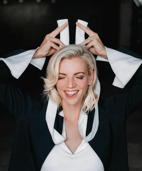 Kara Killmer hd pornstar image