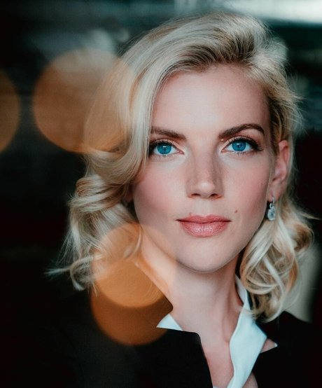 Kara Killmer nice pornstar img