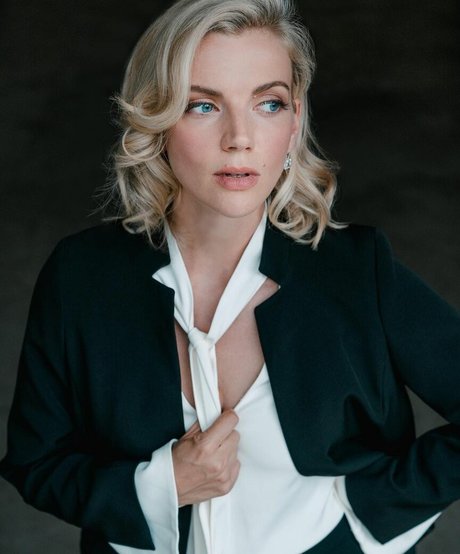 Kara Killmer pornstar nice image