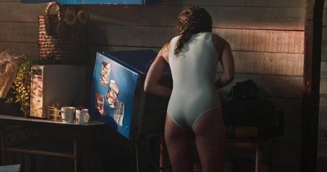 Tania Raymonde sex star photos