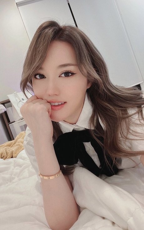 Plushys pornstar hd image