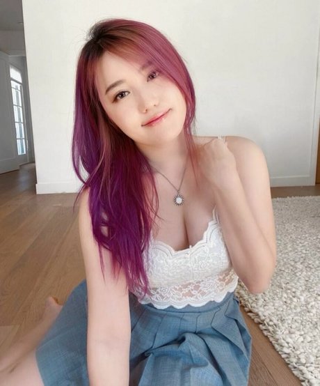 Plushys naked star photos