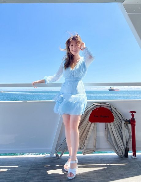 Plushys art actress picture