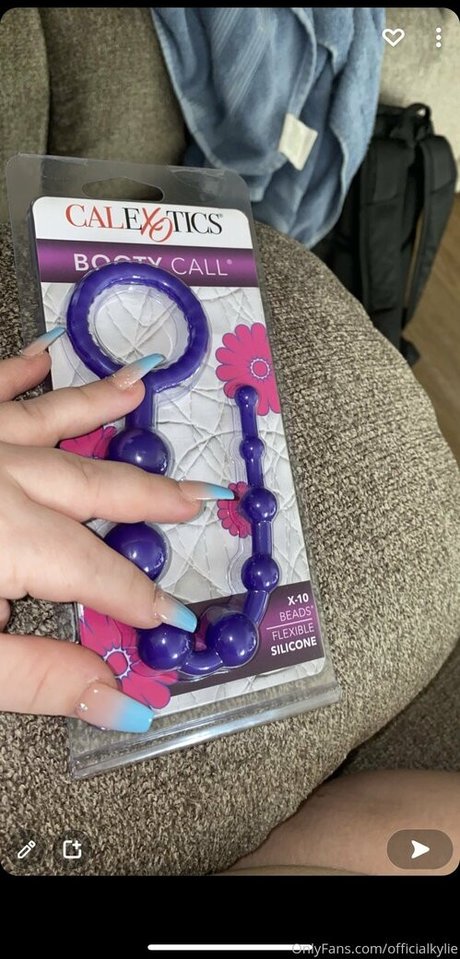 officialkylie xxx actress img