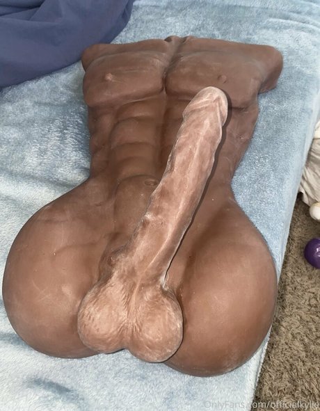 officialkylie xxx model pictures