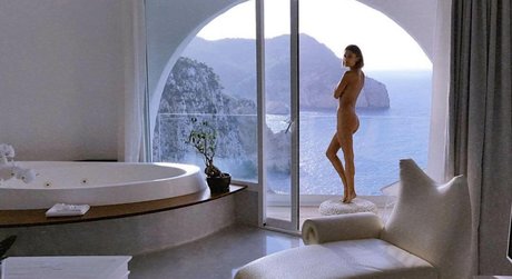 Nathalie Kelley model porn archive