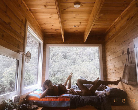 Nathalie Kelley high quality model images