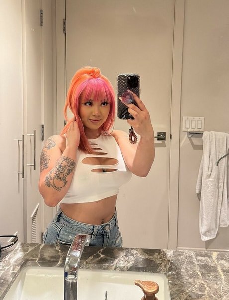 Edmthotiana star exclusive archive