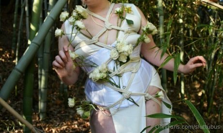 sluttubus free star images