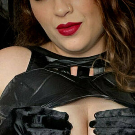 misscordeliavip adult model pics