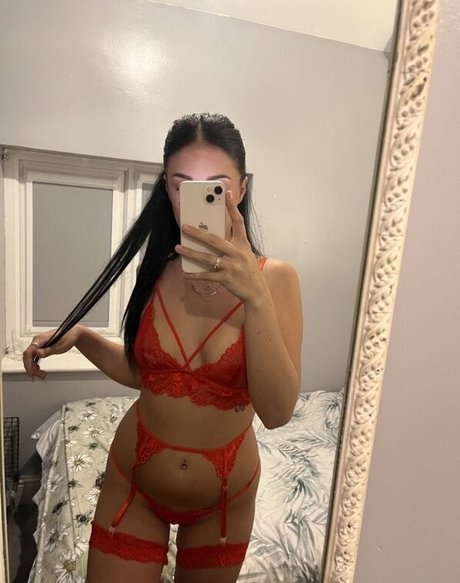 kyrachar03 free model gallery