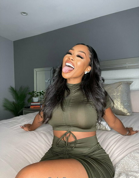 ninadoesitall xxx pornstar photos