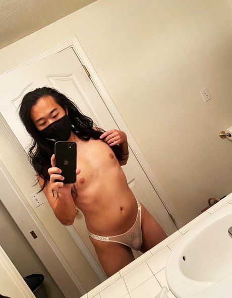 sabrina aoki model sexy picture