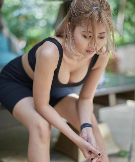 Kameaam erotic model pics