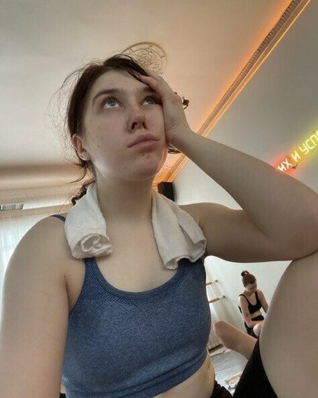 PutinLoxEbany free actress photos