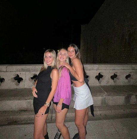 Constanza Cerundolo erotic pornstar galleries