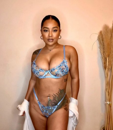 Sugey Portillo model sex pictures