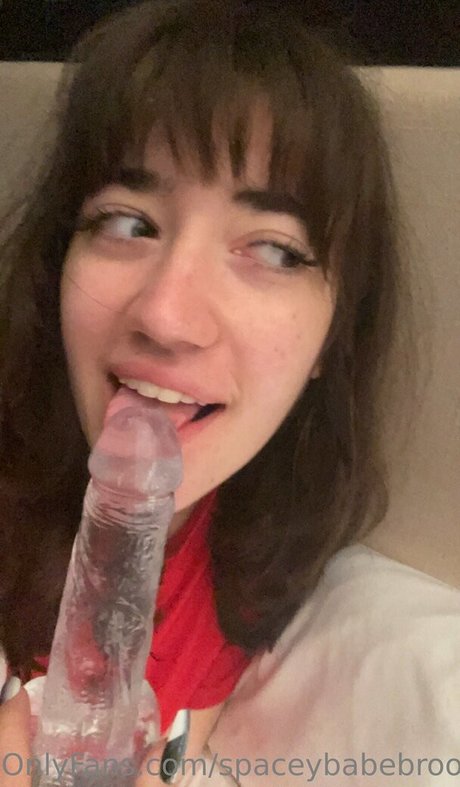 spaceybabebrooke pornstar erotic pictures