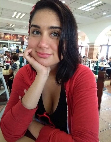 Red Velvet Doll pretty model images