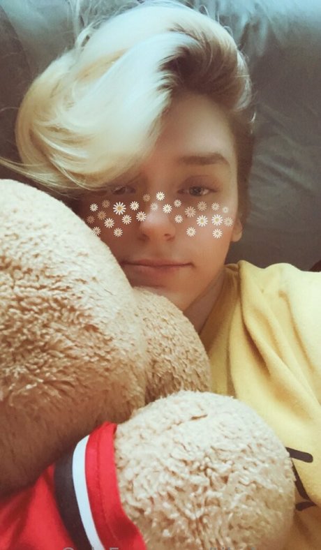 tikalovexo pornstar free photos