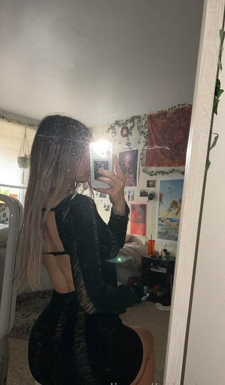 alignedbyjuniper model top galleries