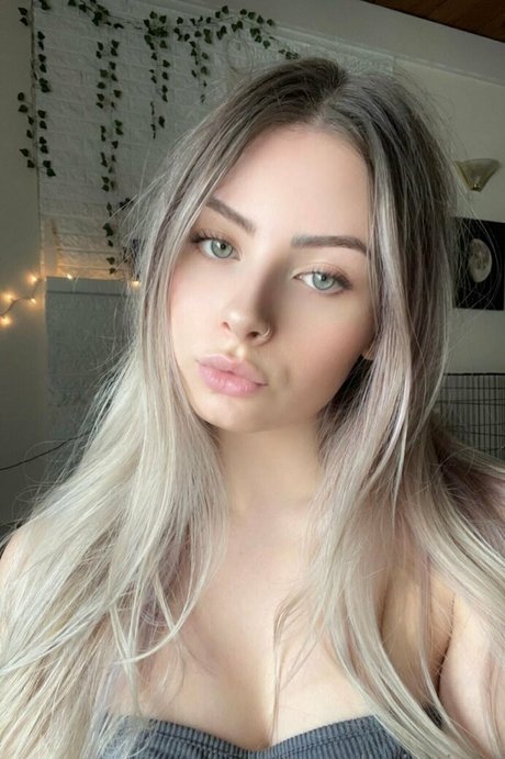 alignedbyjuniper naked pornstar galleries