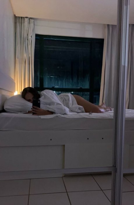 alecavalcanticorreia model free gallery