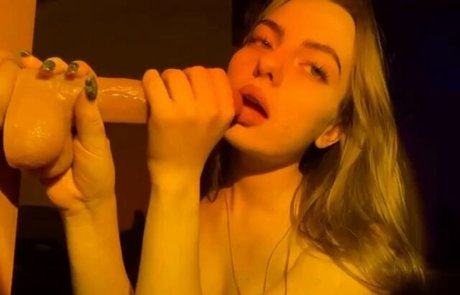 LolaByrd high quality model img