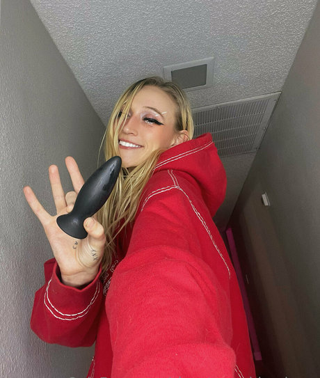 shawtymaddumbxxx star adult photos