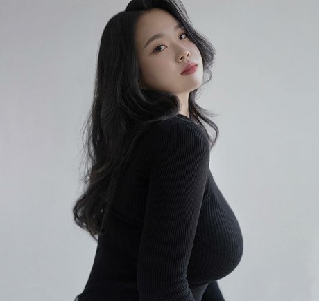 xxunnus2 sex model pics