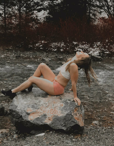 blairhollow high quality actress img