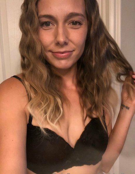 blairhollow porn actress pictures