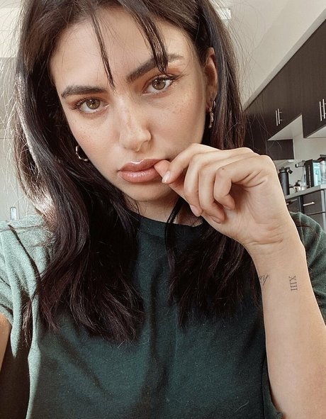 tashlove best star pic