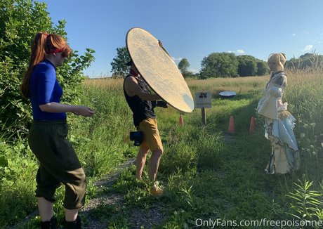 freepoisonne pornstar erotic pic